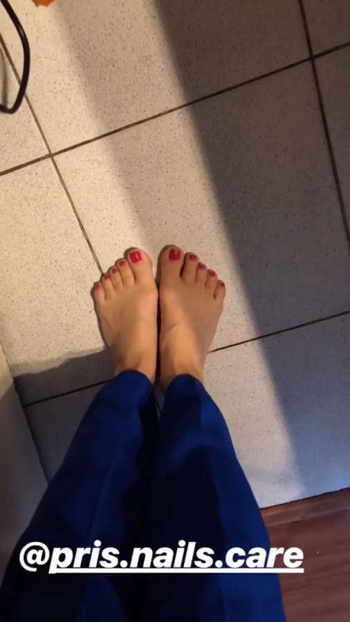 Antonella Rios Feet