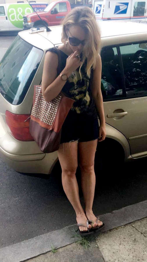 Angela Belcamino Feet