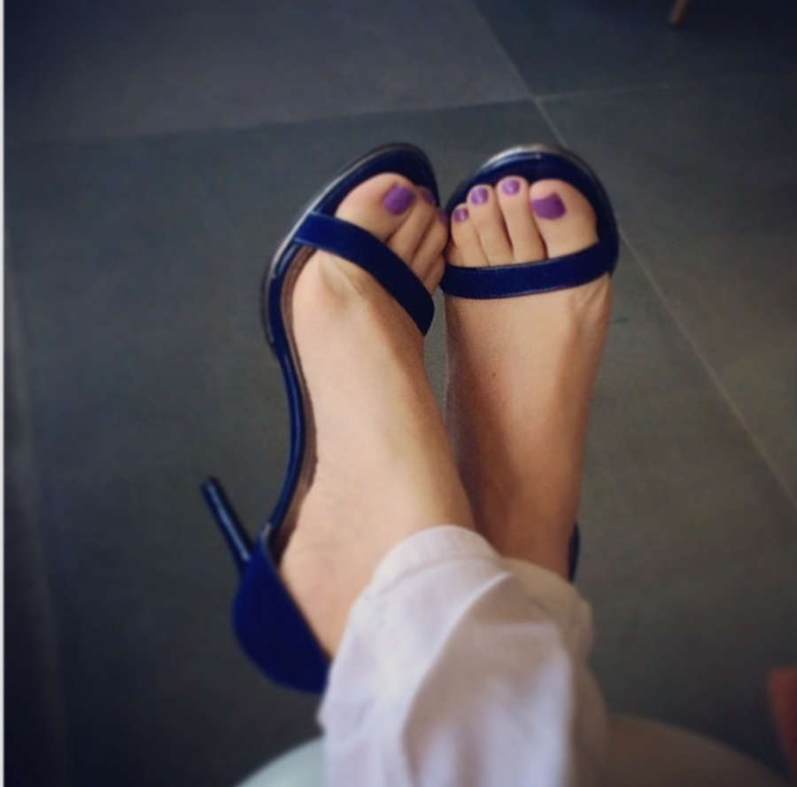Atala Sarmiento Feet