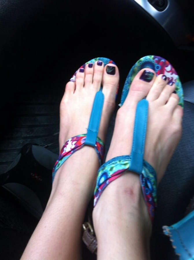 Renee Trevi Feet