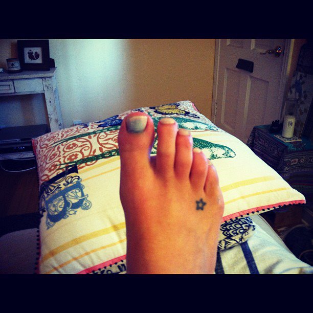 Sara Bareilles Feet