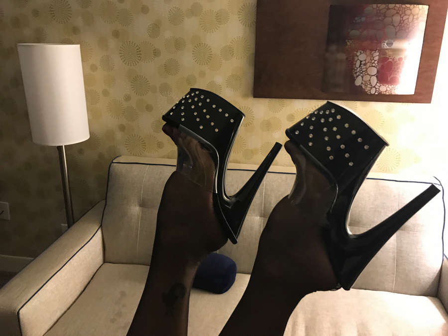 Sexy Vanessa Feet