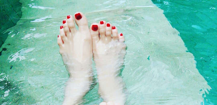 Si Yeon Park Feet