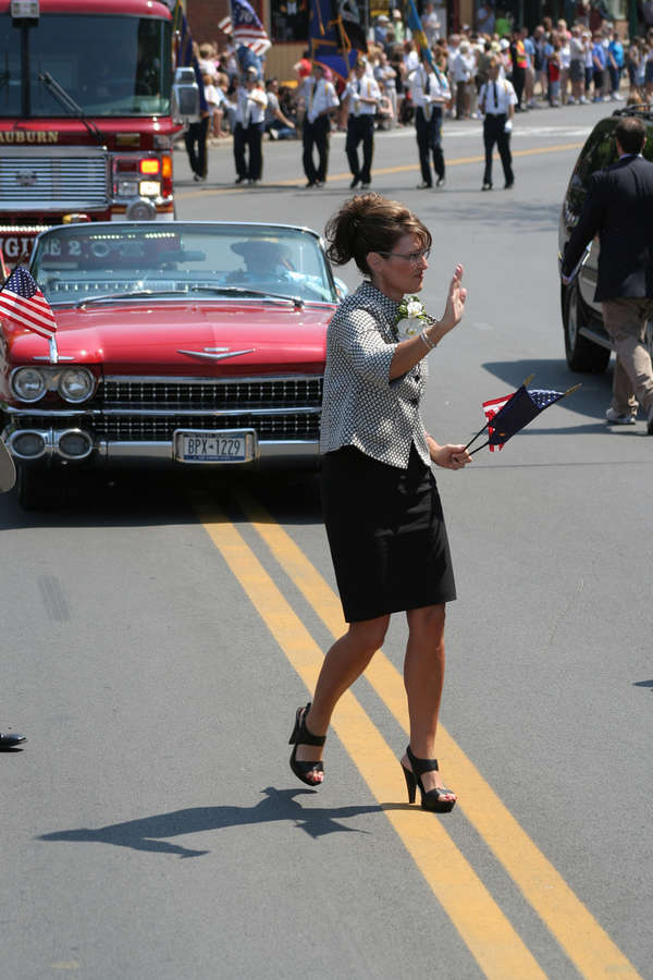 Sarah Palin Feet (22 photos) - celebrity-feet.com.