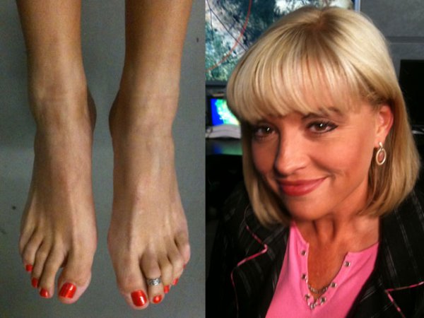 Laura Skirde Feet