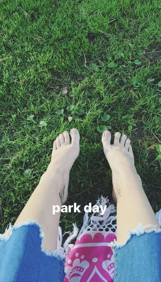 Paris Jackson Feet