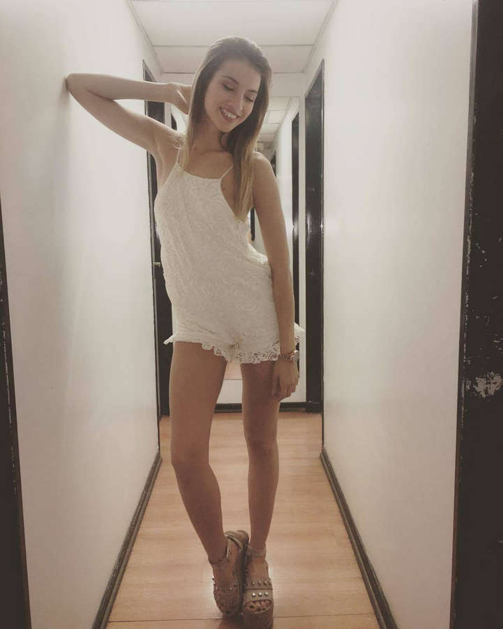 Sofia Fernandez Feet