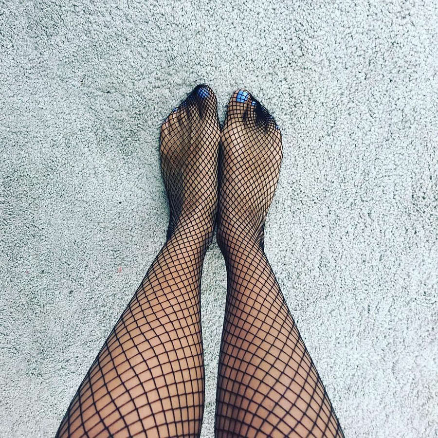 Anjli Mohindra Feet