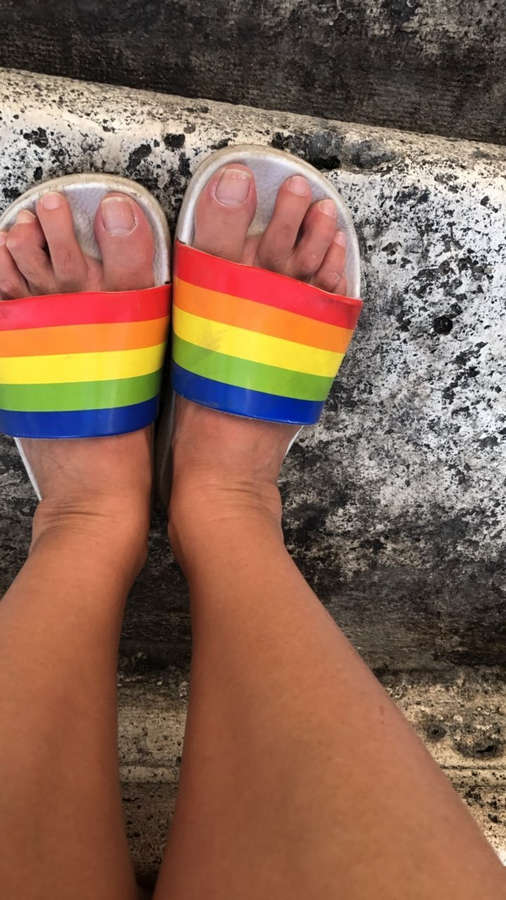 Arisa Feet