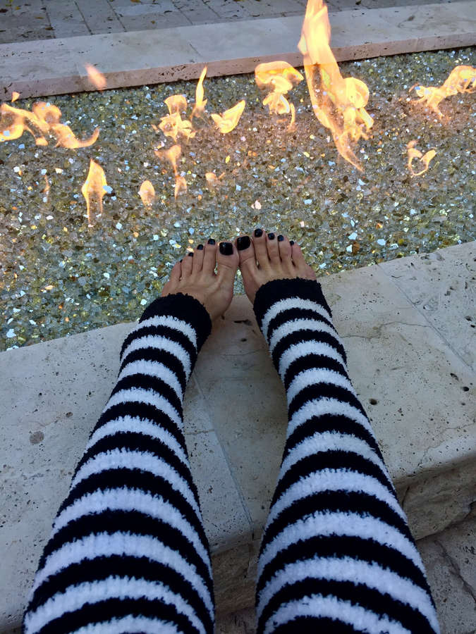 Rachel Aziani Feet