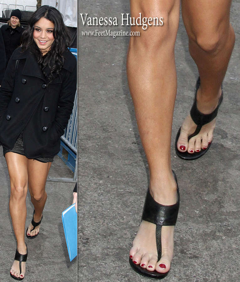 Vanessa Hudgens Feet
