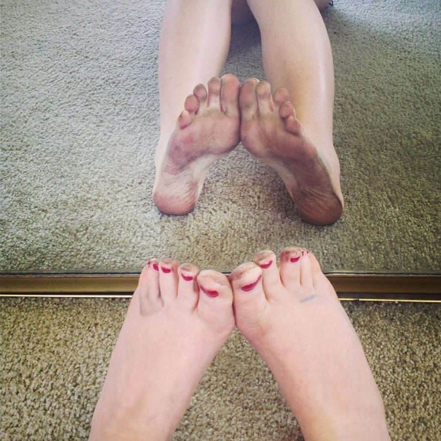 Evanna Lynch Feet. 