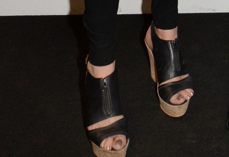 Valeria Lynch Feet
