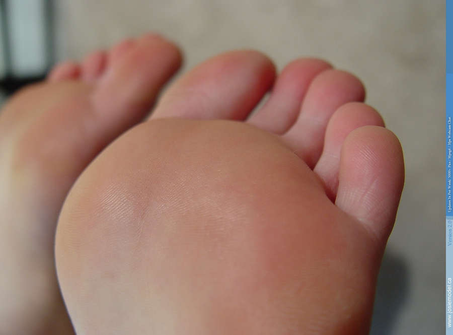 Josie Feet