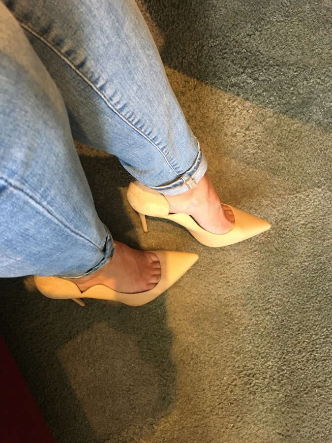 Sanna Nielsen Feet