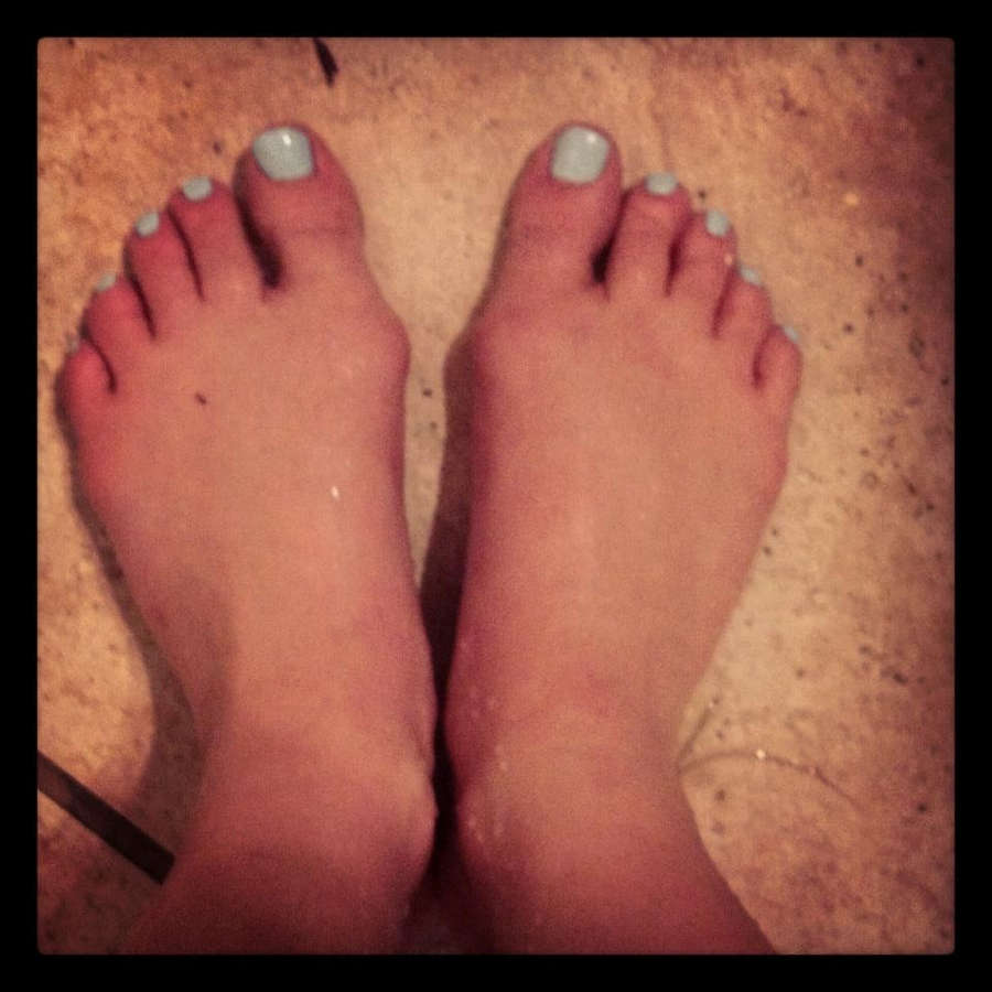 Anna Melvin Feet