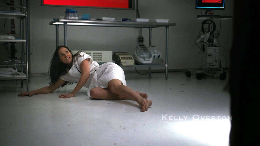 Kelly Overton Feet