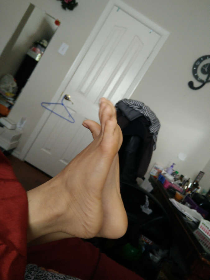 Camilla Diep Feet