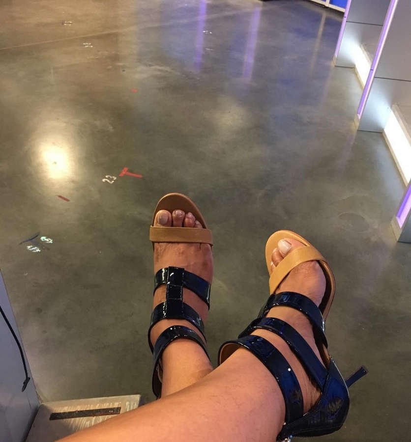 Amanda Davis Feet