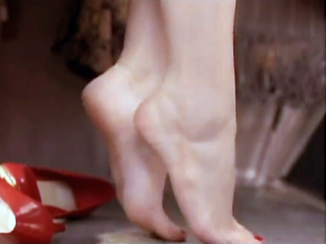 Laura Cilevitz Feet