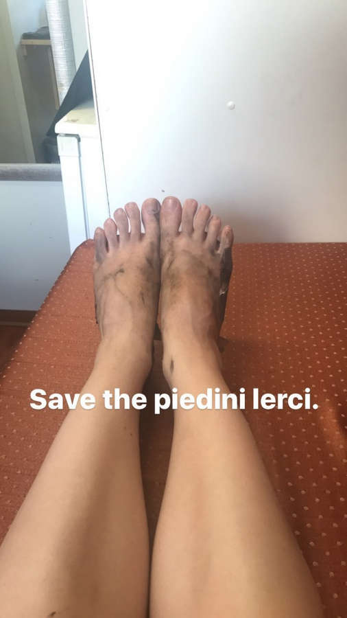 Matilda De Angelis Feet