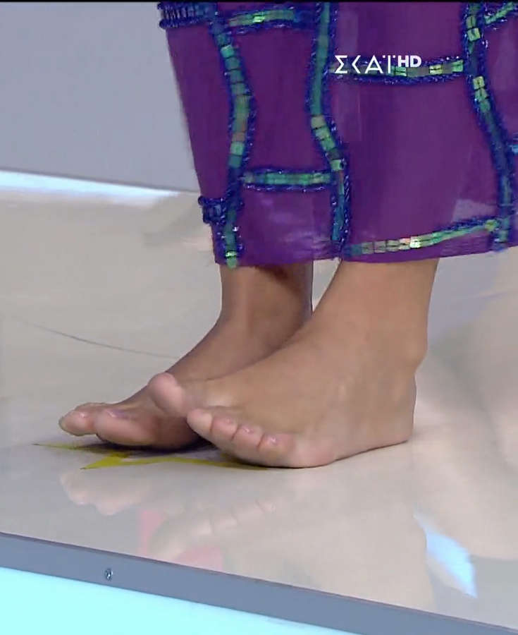 Eva Basi Feet