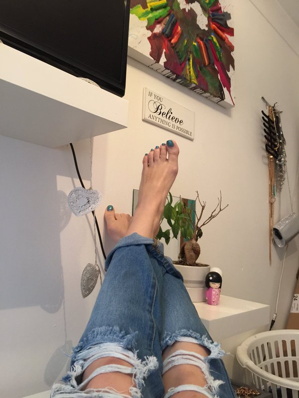 Angela Holmes Feet
