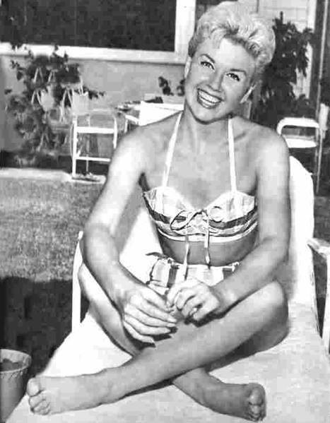 Doris Day Feet. celebrity-feet.com. 