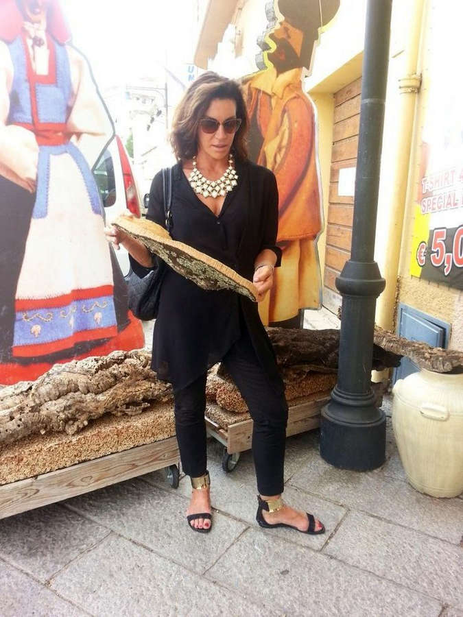 Hilary Farr Feet