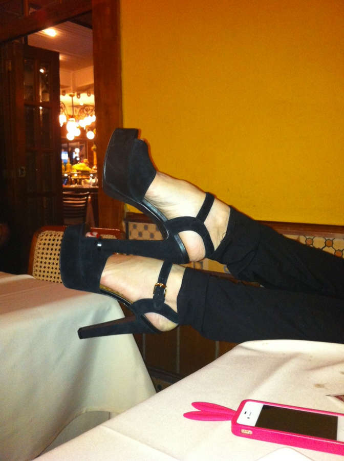 Giovanna Antonelli Feet