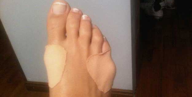 Amalia Granata Feet