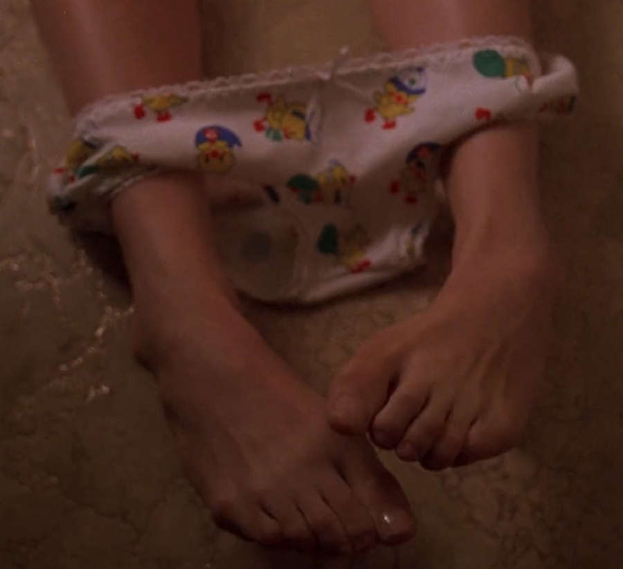 Natasha Lyonne Feet
