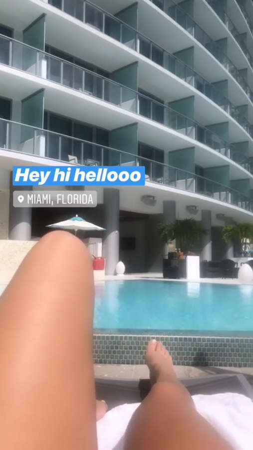Olivia Chachi Gonzales Feet