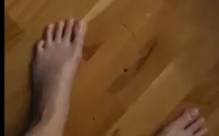 Deana Noop Feet