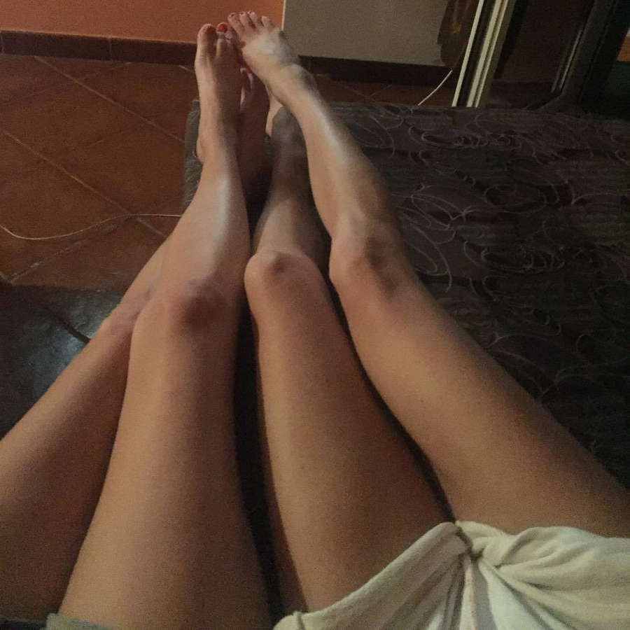 Iva Feet