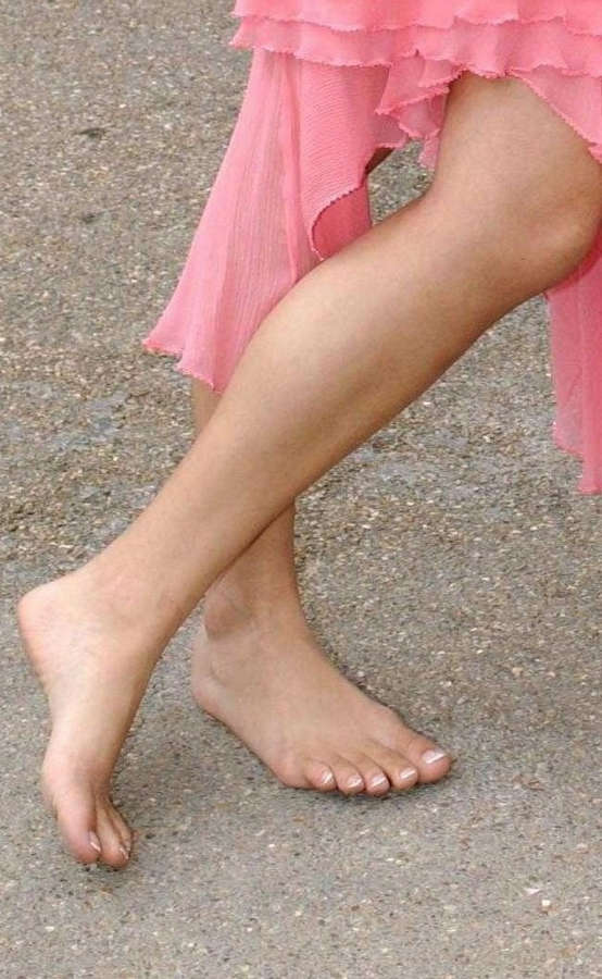 Vanessa Hudgens Feet
