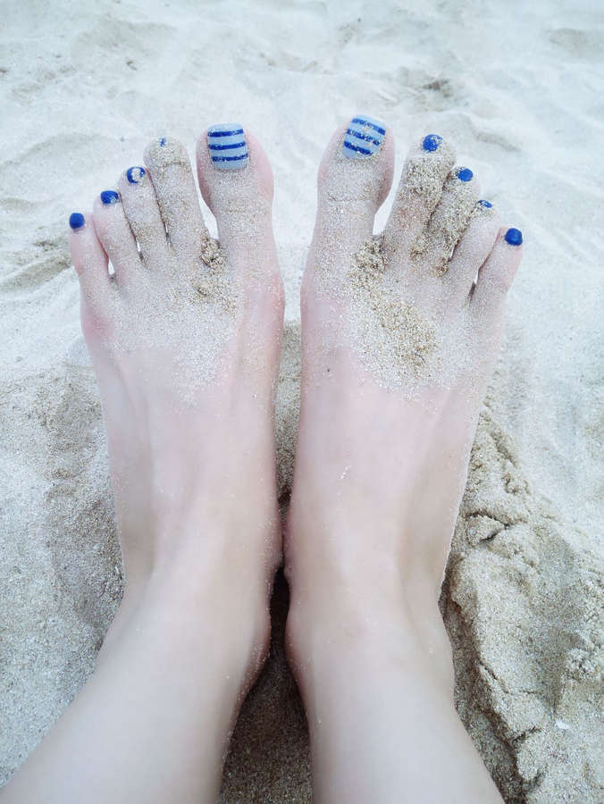Christy Kit Ling Chan Feet