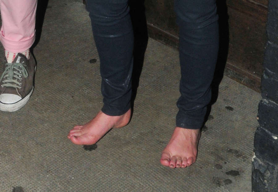 Zara Phillips Feet