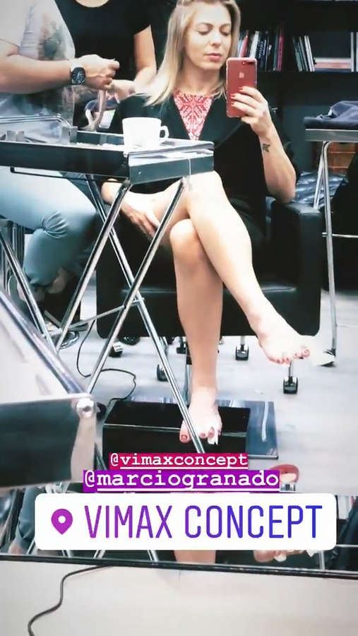 Sheila Mello Feet