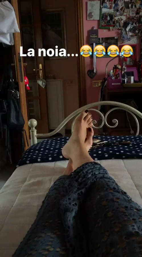 Giulia Luzi Feet