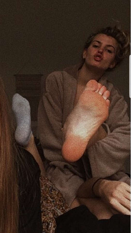 Emma Balemans Feet