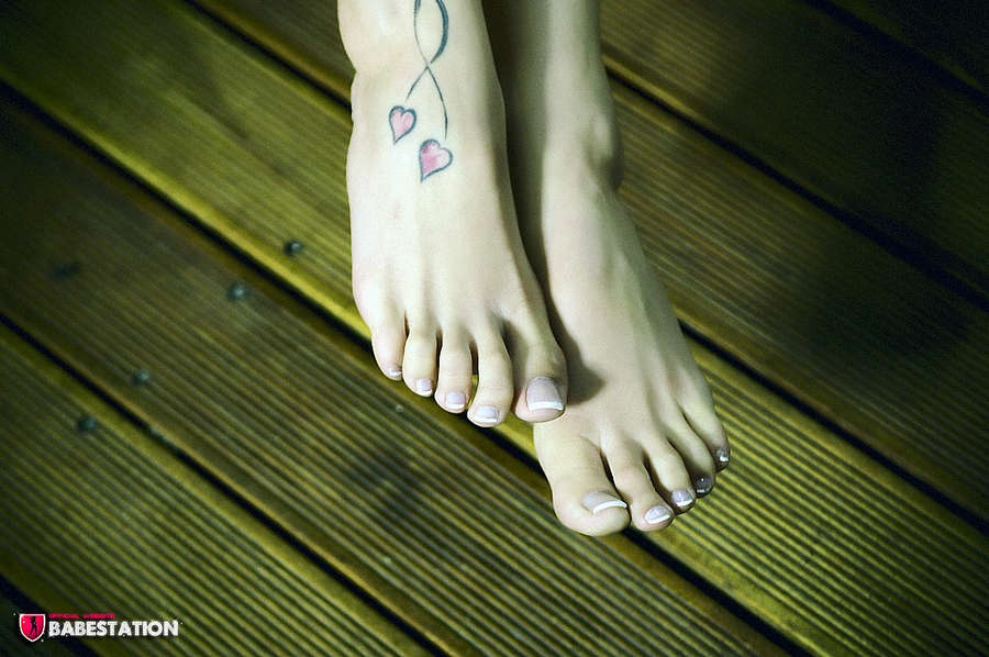 Ella Jolie Feet. 