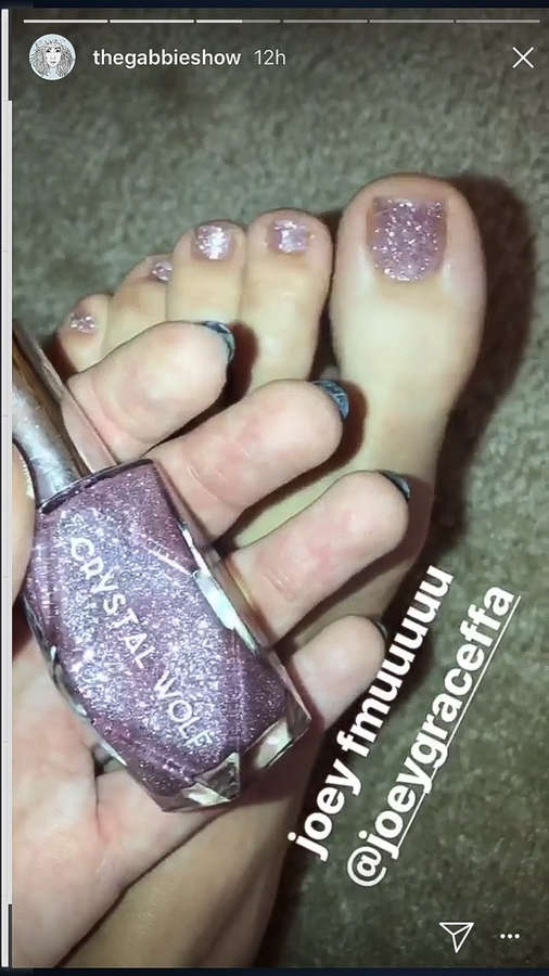 Gabbie Hanna Feet