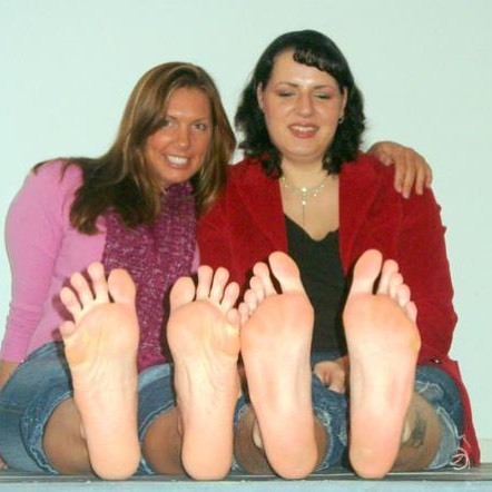 Caroline Welz Feet
