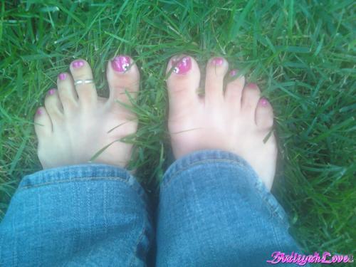 Aaliyah Love Feet