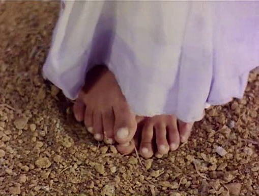 Jaya Bhaduri Feet
