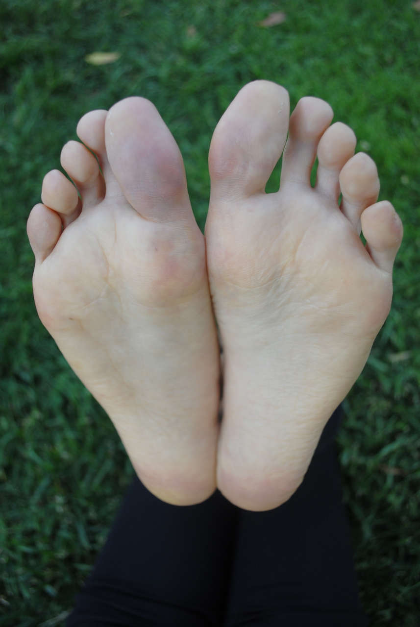 Fedra Vergara Feet