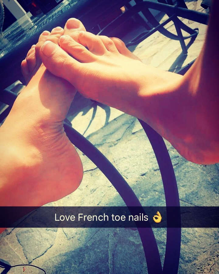 Kayleigh Wanless Feet
