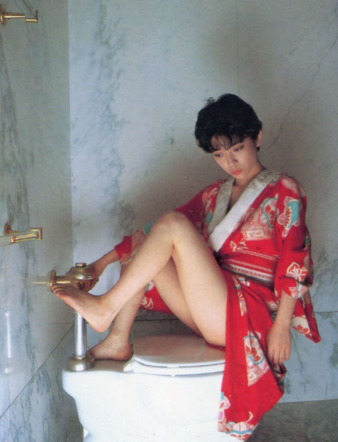 Kayoko Kishimoto Feet