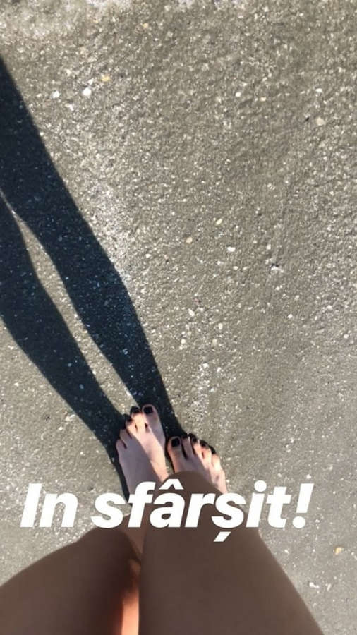 Mira Feet